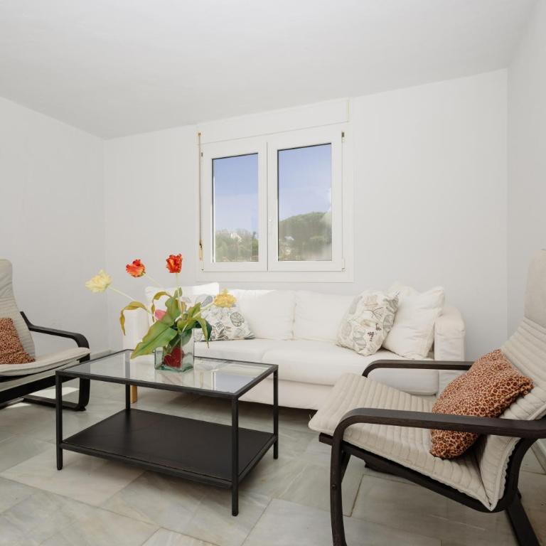 Marbella, Costabella - Beachfront Villa with Heated Pool - Villa frente a la playa - 49