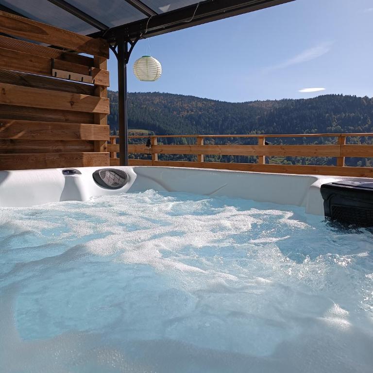 Les Chalets Bambi & Jacuzzi privatif - Appartement 1 Chambre - 8