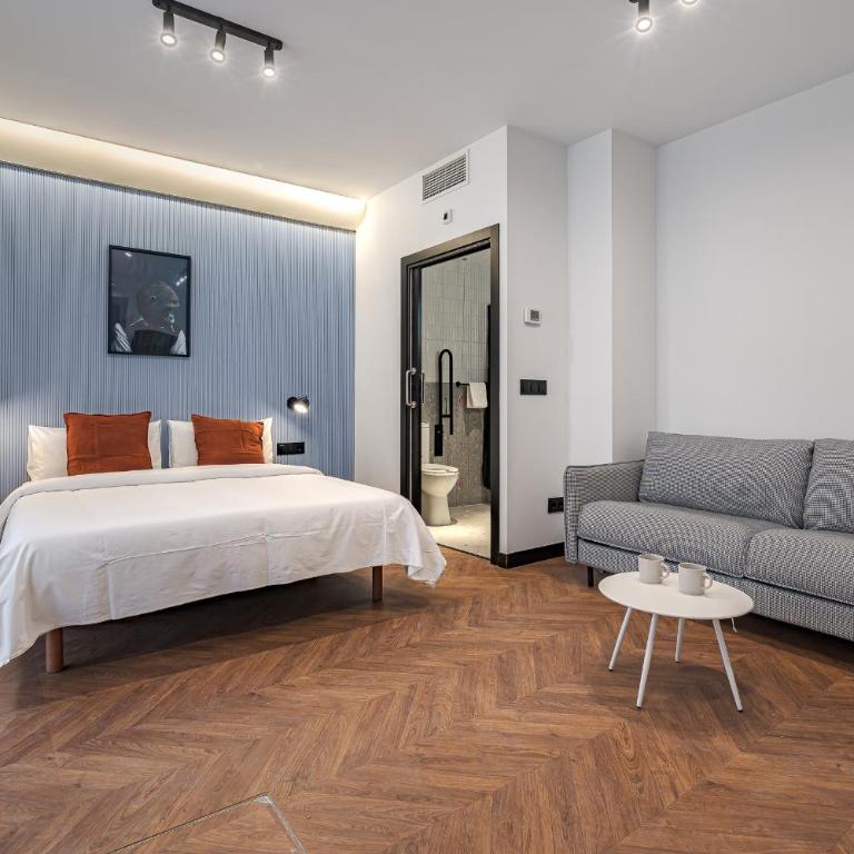 Style Suites by Olala Homes - Habitación Triple adaptada para personas con movilidad reducida - 1