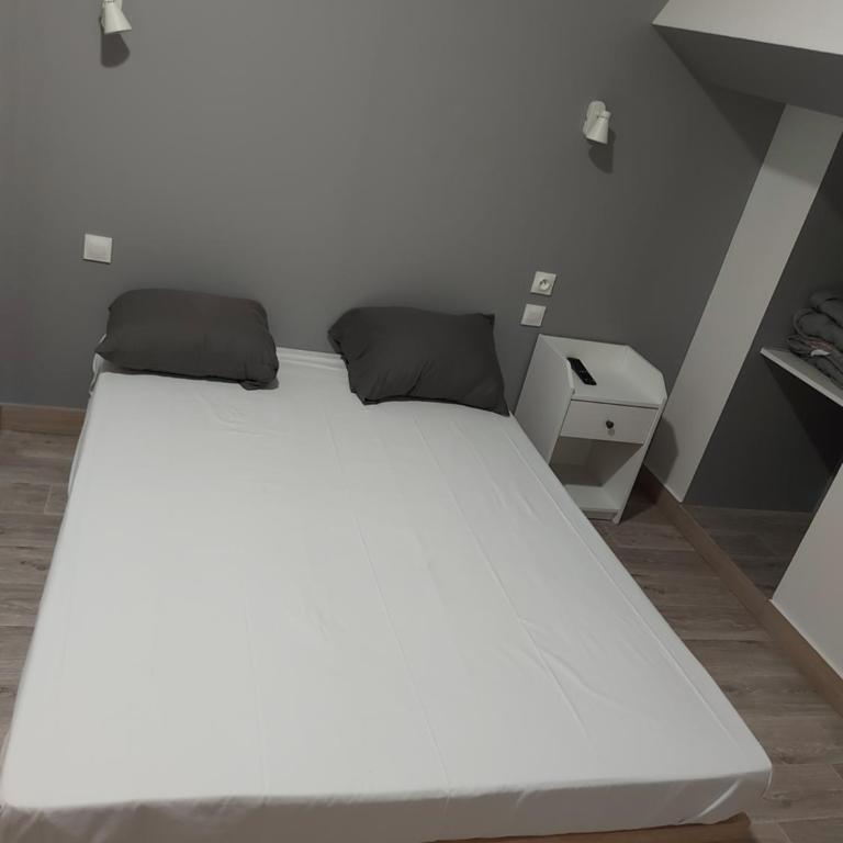 Ardenn'Hotel - Chambre Double avec Salle de Bains Privative - 2