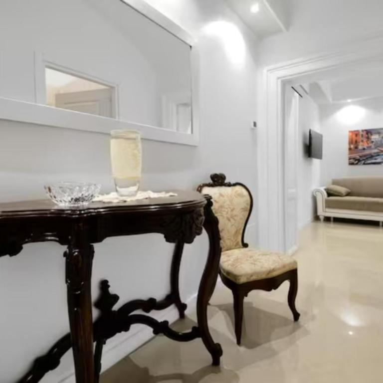 Ludovisi Barberini Grand Apartment - Appartamento con 2 Camere da Letto - 19