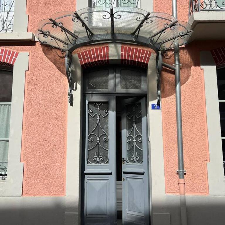 Joli T3 rénové ds une villa 1900 - Appartement 2 Chambres - 22