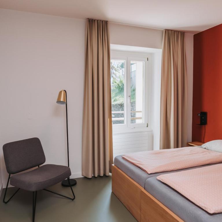 Montreux Youth Hostel - Doppelzimmer mit eigenem Bad - 4