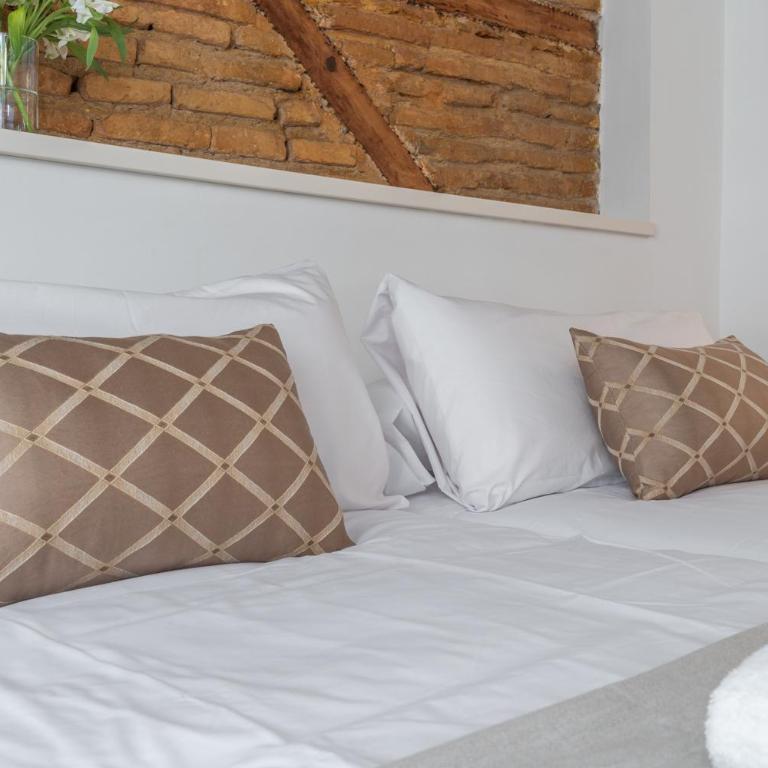 tuGuest Balcón de San Matias Apartment - Two-Bedroom Apartment - 6