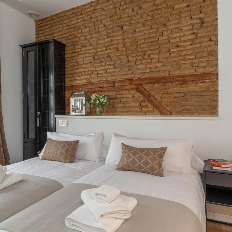 tuGuest Balcón de San Matias Apartment - Two-Bedroom Apartment - 7