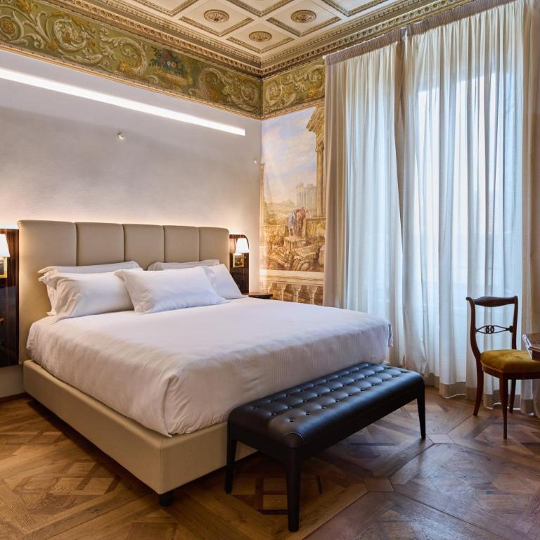 Duomo Luxury Florence - Junior Suite - 6