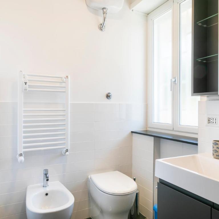 Cozy flat 2 bedrooms 2 bathrooms with balcony - Appartamento con 2 Camere da Letto - 24