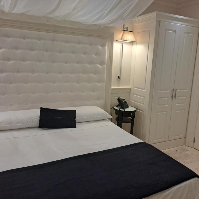 Hotel dei Quiriti Suite - Camera Matrimoniale Piccola - 7