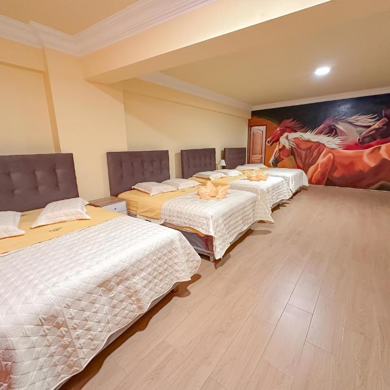 Hotel Retamayo - Deluxe Quadruple Room - 3