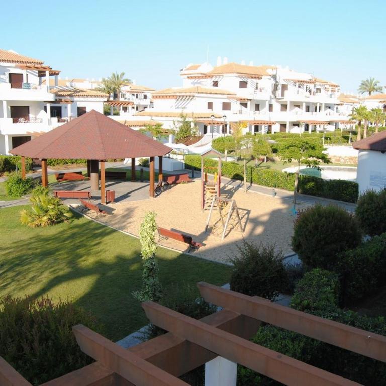 Coto de Sancti Petri - Apartamento de 2 dormitorios - Planta baja - 11