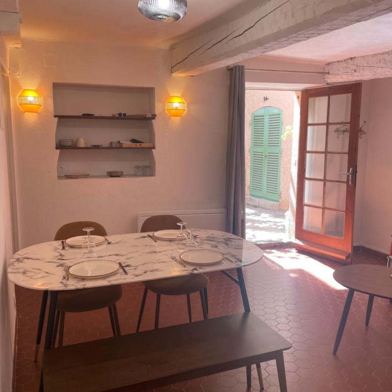 Maison de village sur Bormes les Mimosas - Maison 2 Chambres - 16