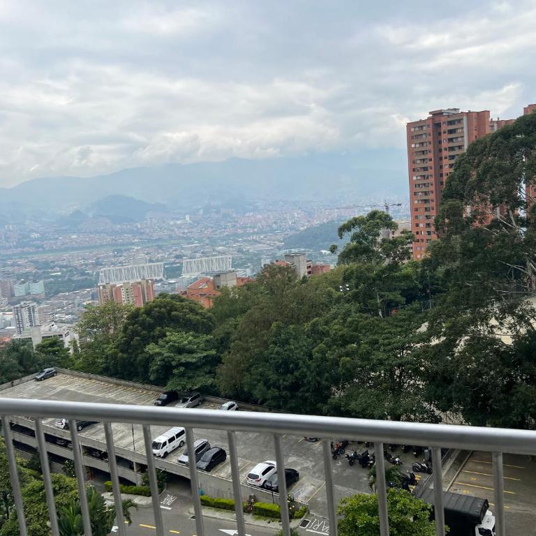 Medellin TRIP CITY parque lleras poblado palmas - One-Bedroom Apartment - 9