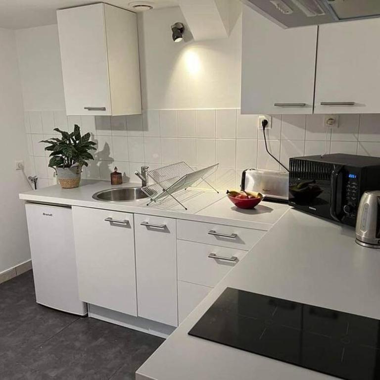 Nantes : T1 bis hyper centre (commerce) très calme - Appartamento con 1 Camera da Letto - 6