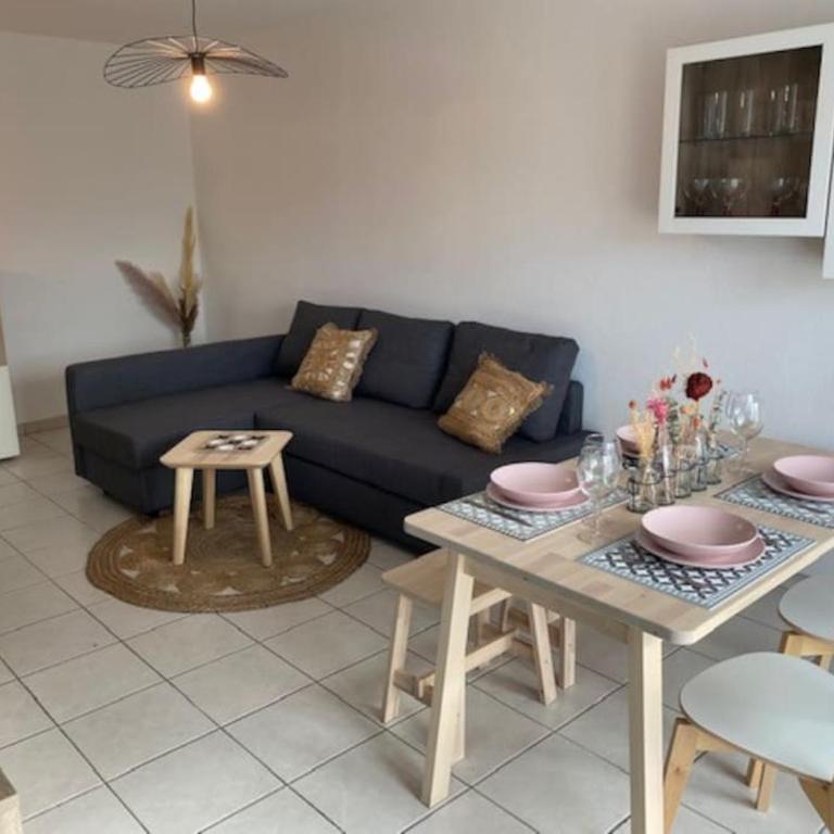 Mulhouse grand T2 - La Fonderie -Parking gratuit - Apartamento de 1 dormitorio - 10