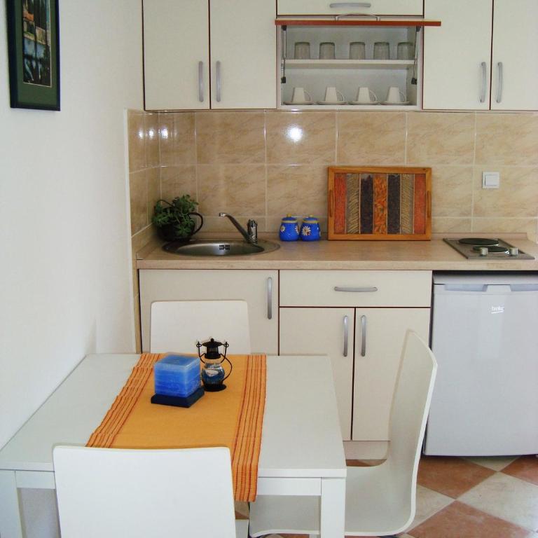 Apartments Rolovina - Studio Apartment - 17