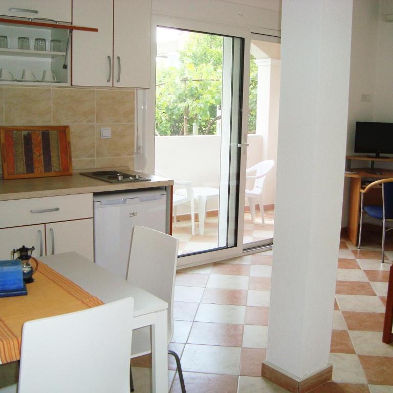 Apartments Rolovina - Studio Apartment - 20