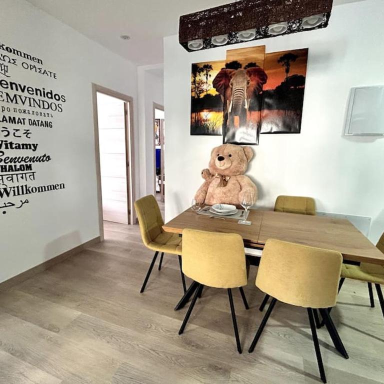 LUJO Parking, Proyector, Maquinita y Patinetes - Apartamento de 3 dormitorios - 7