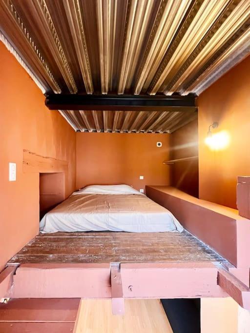 Loft de 150m2 avec terrasse - Apartment - 18