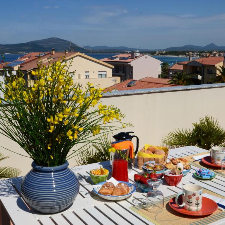 B&B Lloc D'Or - Camera Matrimoniale con Balcone e Vista Mare - 1
