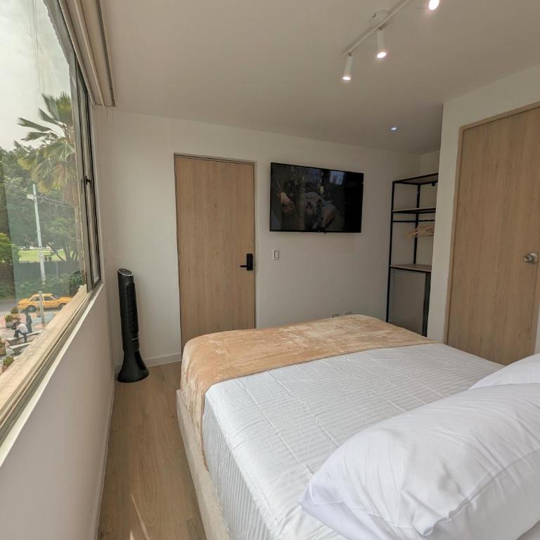 Welcome to Medellin! - Rooftop - Jacuzzi - Wifi - Laureles - Estadio - Estudio - 21