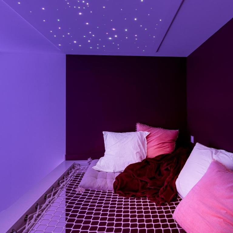 Suite Évasion Céleste Balnéo et Ciné proche Zénith - Appartamento con 1 Camera da Letto - 4