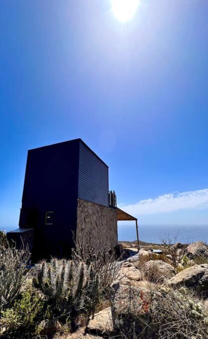 Tiny Cabin In The Rocks - One-Bedroom House - 6