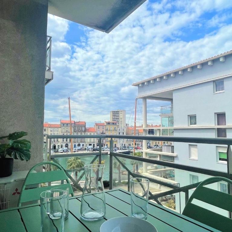 Joli T2 climatisé proche centre avec parking privé et loggia - Sète - FR-1-338-544 - Apartment - 8