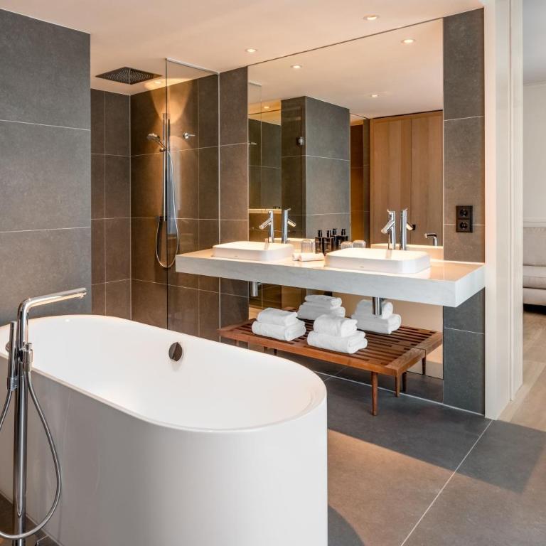 Munich Marriott Hotel City West - Executive Suite mit Kingsize-Bett - Zugang zur Club Lounge - 8