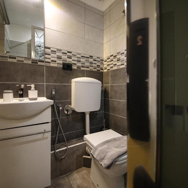 Nik rooms - Camera Matrimoniale con Bagno Interno - 7