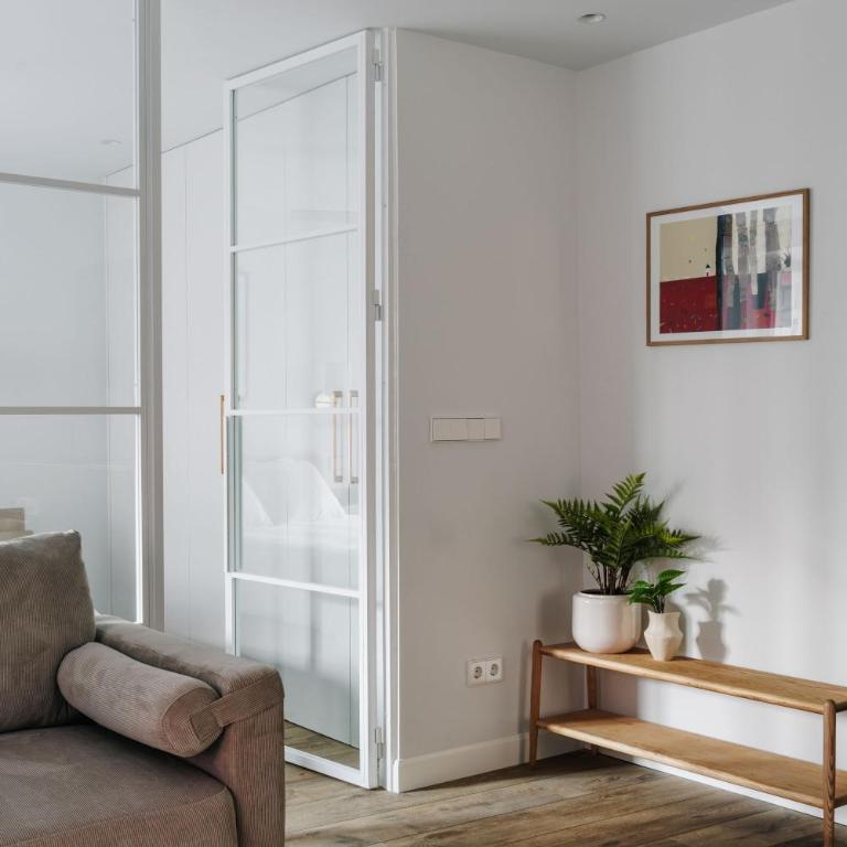 BEAUTIFUL APARTMENT IN THE HEART OF MADRID - One-Bedroom Apartment - 18