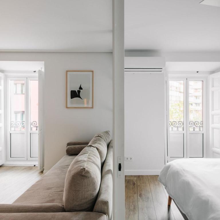 BEAUTIFUL APARTMENT IN THE HEART OF MADRID - One-Bedroom Apartment - 23