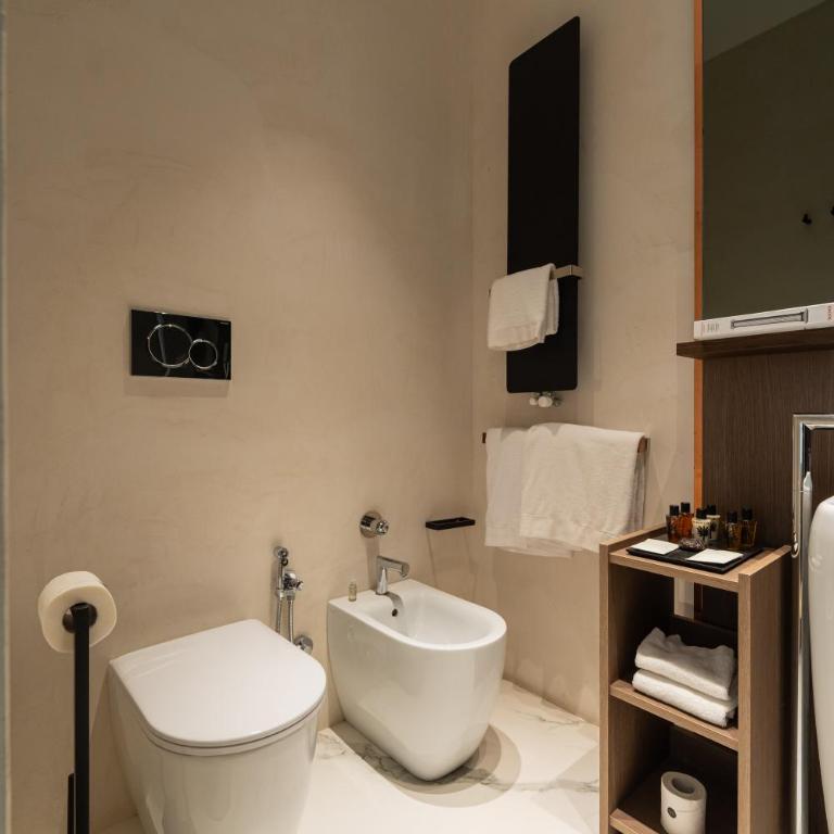 Agra Suites - Superior Double Room - 11