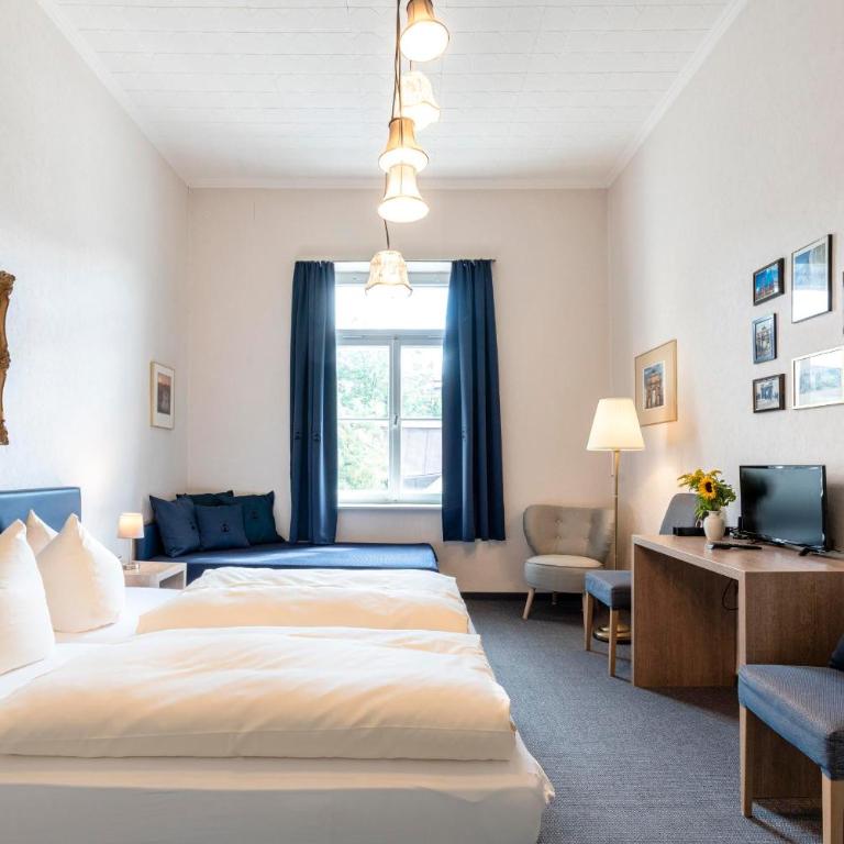 Hotel-Pension am Siegestor - Doppelzimmer mit Gemeinschaftsbad - 4