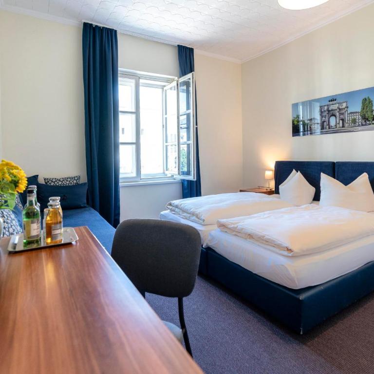 Hotel-Pension am Siegestor - Doppel-/Zweibettzimmer mit Dusche - 2