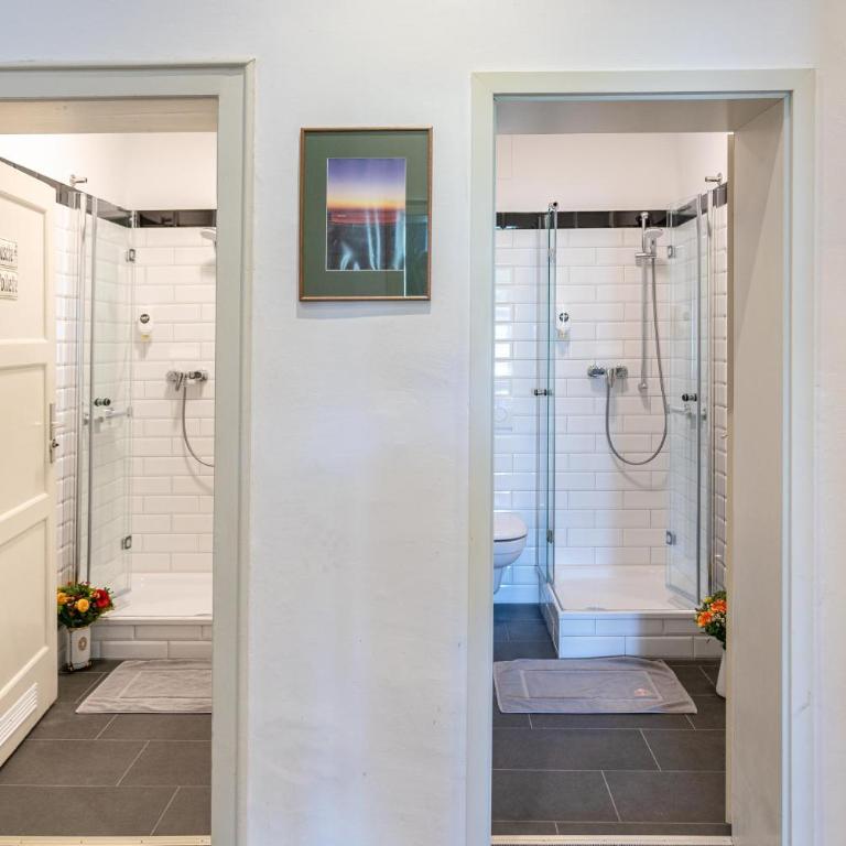 Hotel-Pension am Siegestor - Einzelzimmer mit Gemeinschaftsdusche und -WC - 17