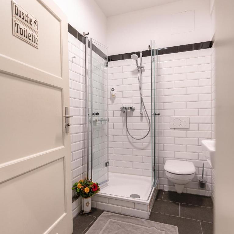 Hotel-Pension am Siegestor - Einzelzimmer mit Gemeinschaftsdusche und -WC - 18