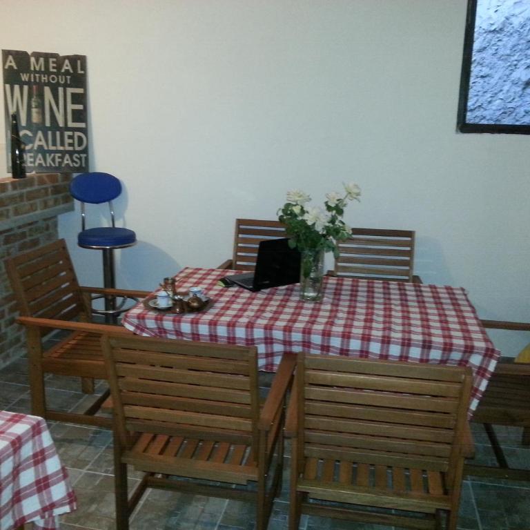 Guest House Goa Mostar - Double Room with Shared Bathroom - 7