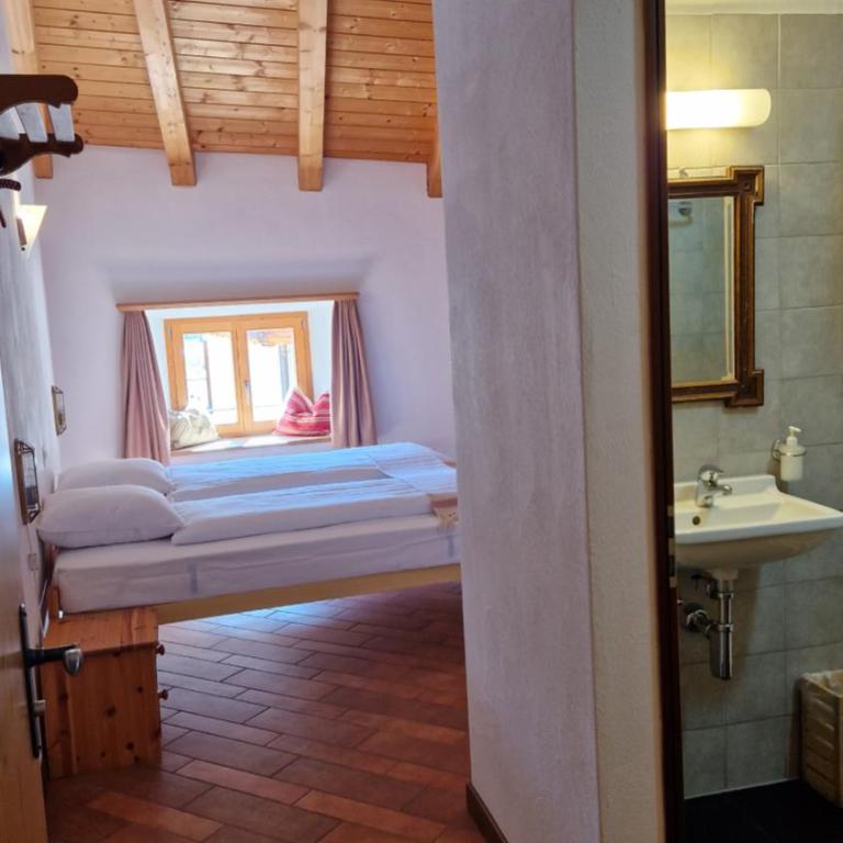 Weisses Kreuz - Crusch Alva - Doppel- oder Zweibettzimmer - 12
