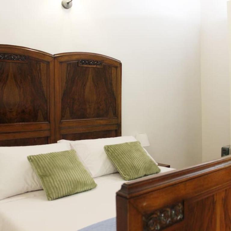 Easy Napoli Duomo (porto , centro storico) - Three-Bedroom Apartment - 25