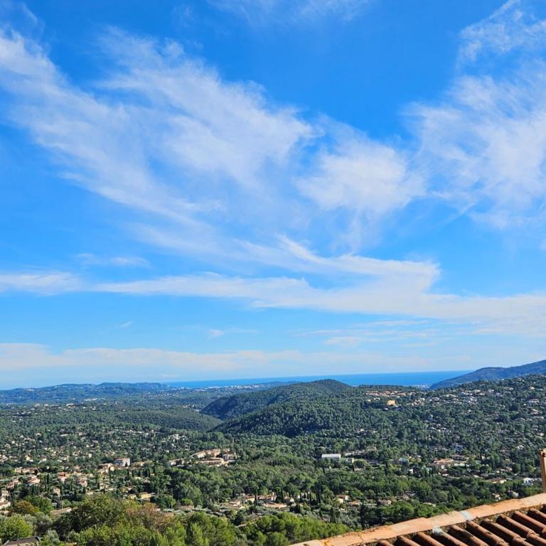 Vue mer, au calme, avec jardin ! - Appartement 1 Chambre - 8