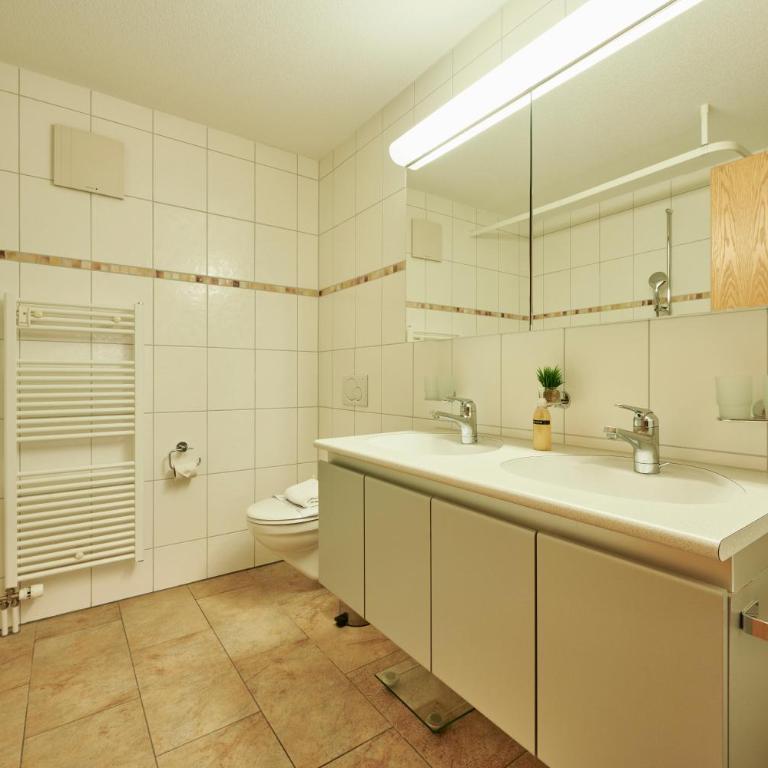 Apartment Silberhorn, outstanding view, spacious, family friendly - Apartment mit 3 Schlafzimmern - 20