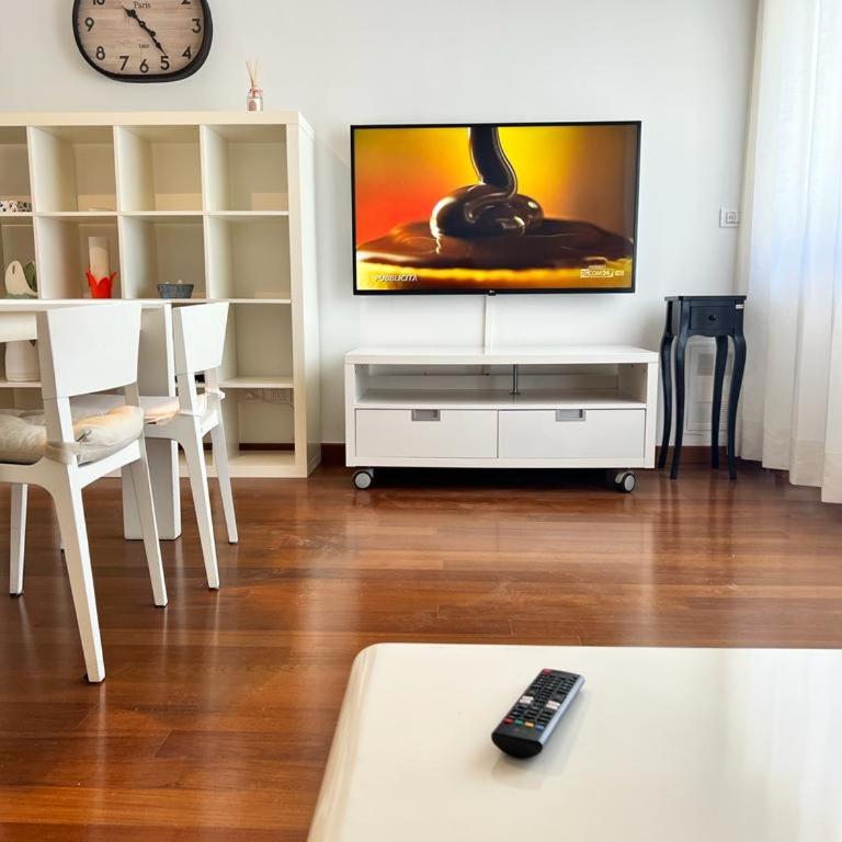 Piazza Italia Luxury Apartment - Appartamento con 2 Camere da Letto - 4