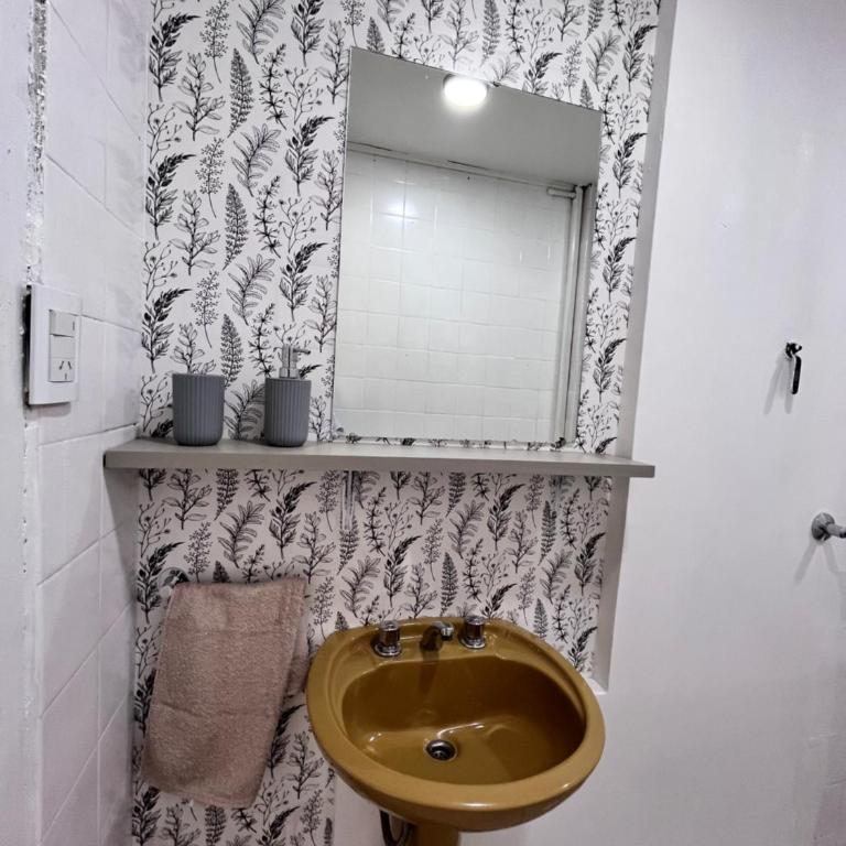 Tierra de Canoeros - Three-Bedroom House - 24