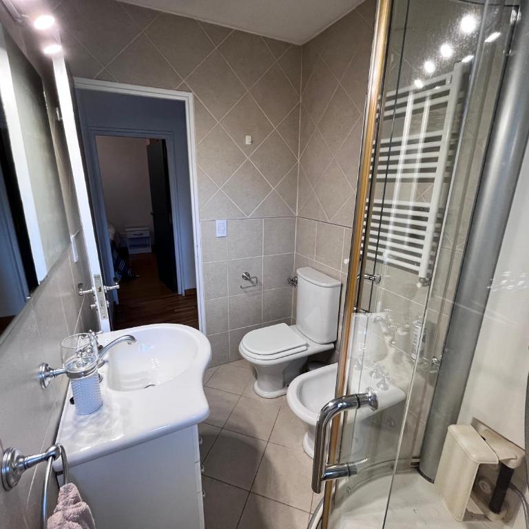 Tierra de Canoeros - Three-Bedroom House - 31