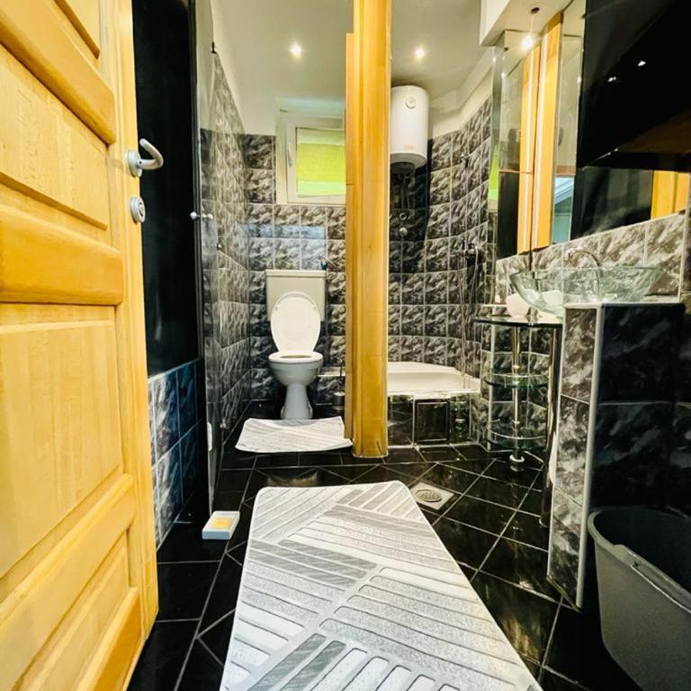 T&N Studio-Center-Free parking,AC,Train-Bus station - Apartment - 25