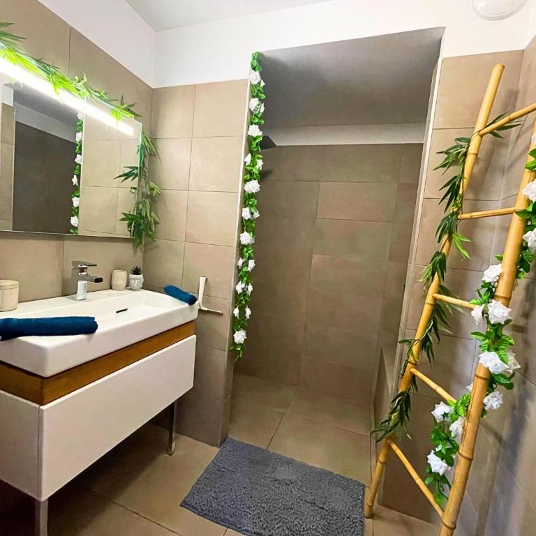 *Le Royal*Havre De Paix*Wifi* - One-Bedroom Apartment - 5