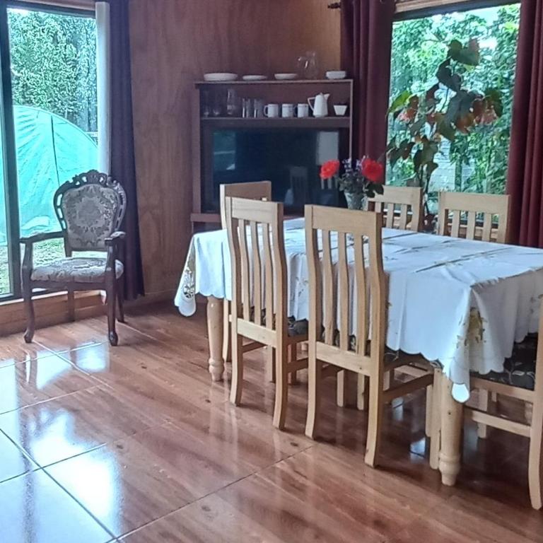 Cabaña en Bahía Murta - Three-Bedroom Apartment - 4