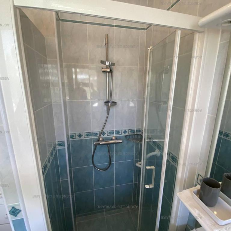 Appartement climatisé face mer, avec piscine et parking, Cavalaire-sur-Mer - FR-1-100-320 - Appartement - 14