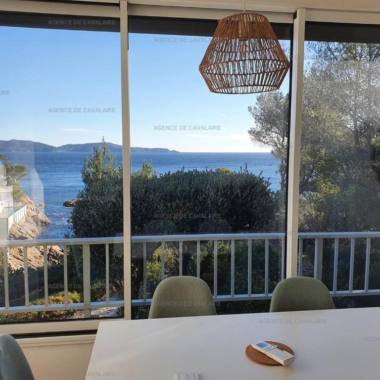 Grand studio mezzanine avec vue mer, parking et climatisation à deux pas de la calanque de la Cron - FR-1-100-319 - Monolocale - 7