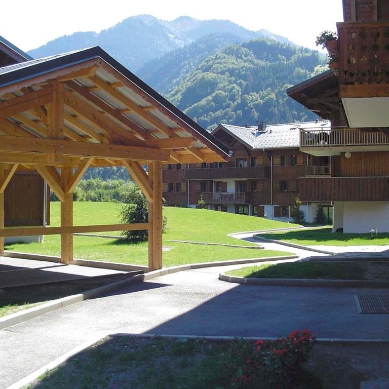 Appartement calme à Samoëns avec terrasse - FR-1-624-144 - Appartement - 9
